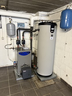 Chaudière à Mazout avec brûleur WEISHAUPT WL5 et préparateur ACV INOX